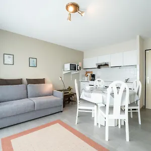 Residentie Astrid-1 By Interhome Appartement